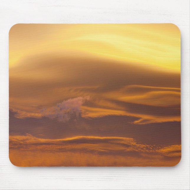 Lenticular cloud at sunset mouse mat (Front)