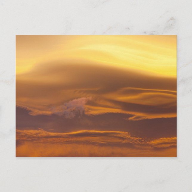 Lenticular cloud at sunset postcard (Front)