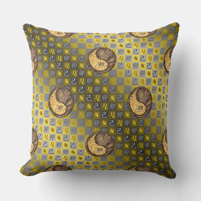 Leo & Earth Rabbit Cushion (Front)