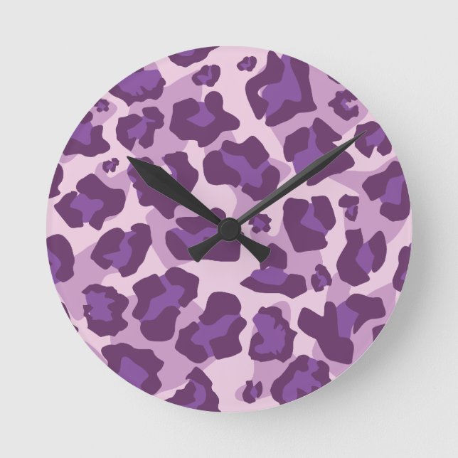 Leopard animal print in purple tones round clock (Front)