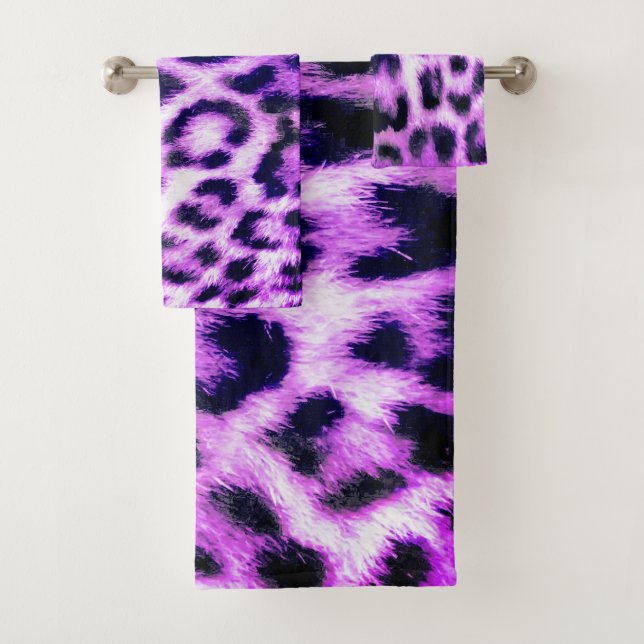Leopard Cheetah Print Faux Fur pink Bath Towel Set (Insitu)