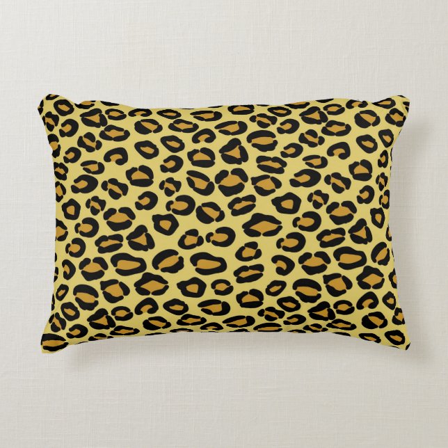 Leopard Pattern Decorative Cushion (Front)