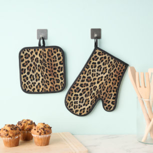 Leopard pattern, tiger, leopard skin, fashionable, oven mitt & pot holder set