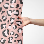 Leopard Print, Leopard Spots, Pink Leopard Scarf<br><div class="desc">Elegant,  stylish and sophisticated leopard pattern in pink colour. Modern and trendy gift,  perfect for the animal print lover in your life.</div>