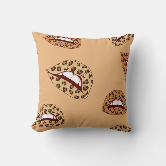Leopard print lips seamless pattern,cheetah lips d cushion (Front)