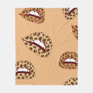Leopard print lips seamless pattern,cheetah lips d fleece blanket