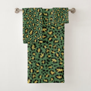 Leopard print on cozy green bath towel set
