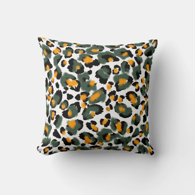 Leopard print seamless pattern cushion (Front)