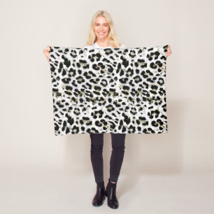 Leopard - print spotted animal-print fleece blanket