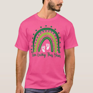 Leopard Rainbow St Patricks Day Pregnancy Announce T-Shirt