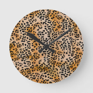 Leopard  round clock