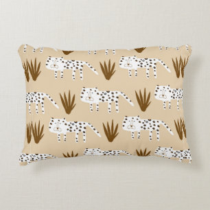 Leopard skin pattern decorative cushion