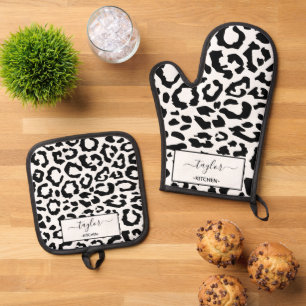 Leopard Spots Black And White Animal Print Pattern Oven Mitt & Pot Holder Set