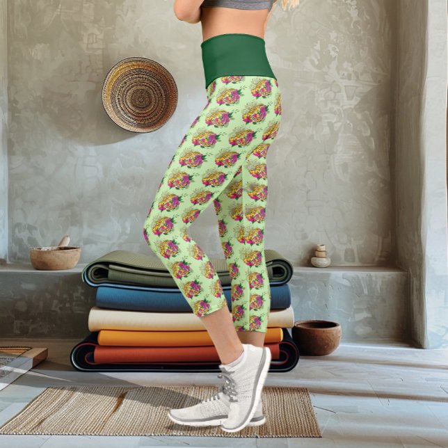 Leopard Yellow Gecko Green Capri Leggings (Creator Uploaded)