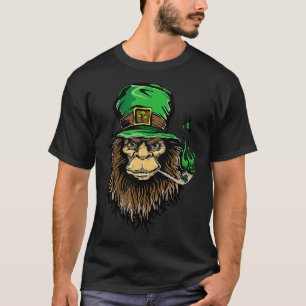 Leprechaun Bigfoot St Patricks Day T-Shirt
