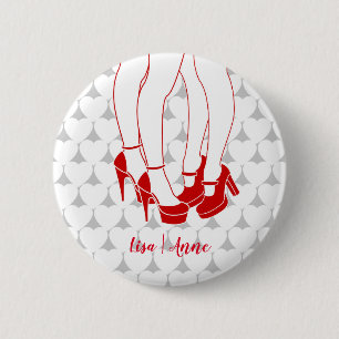 Lesbian couple kissing on Valentine’s Day 6 Cm Round Badge