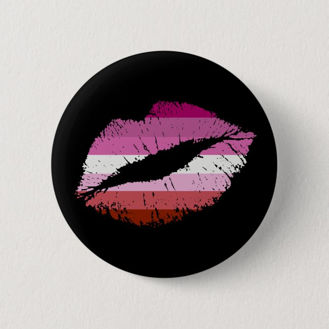 Lesbian Kiss 6 Cm Round Badge (Front)