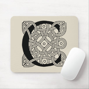 Letter C Monogram Vintage Celtic Knot Print Mouse Mat