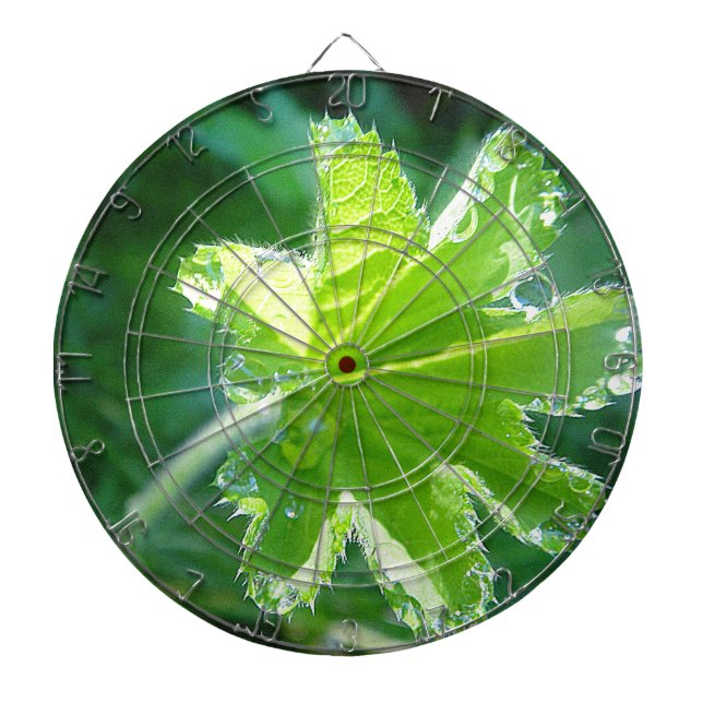 Leuchtendes Blatt mit Wassertropfen Dartboard (Front)