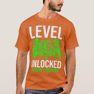 Level 13 Unlocked 13th Video Birthday Gift (61) T-Shirt