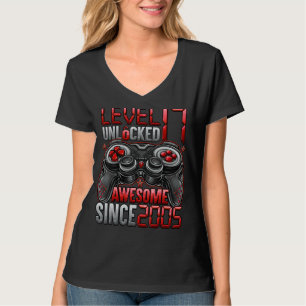 Level 17 Unlocked Awesome Since 2005 17th Birthday T-Shirt