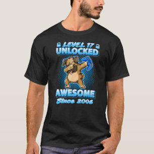 Level 17 Unlocked Gamers Born 2006 Dabbing Pug 17t T-Shirt