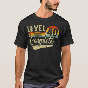Level 40 Complete Retro Video Gamers Couple 40th A T-Shirt