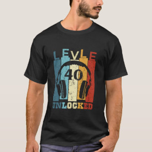 Level 40 Unlocked Video Gamer 40th Birthday Gift T-Shirt