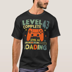 Level 43 Complete Level 44 Loading 43rd Birthday V T-Shirt