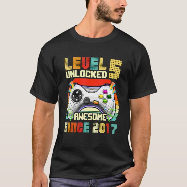 Level 5 Unlocked Awesome 2017 5th Birthday Video G T-Shirt (Front)