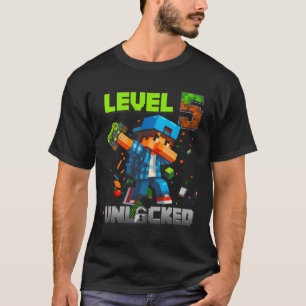 Level 5 Unlocked Funy Birthday Boy Pixel Gamer 5th T-Shirt