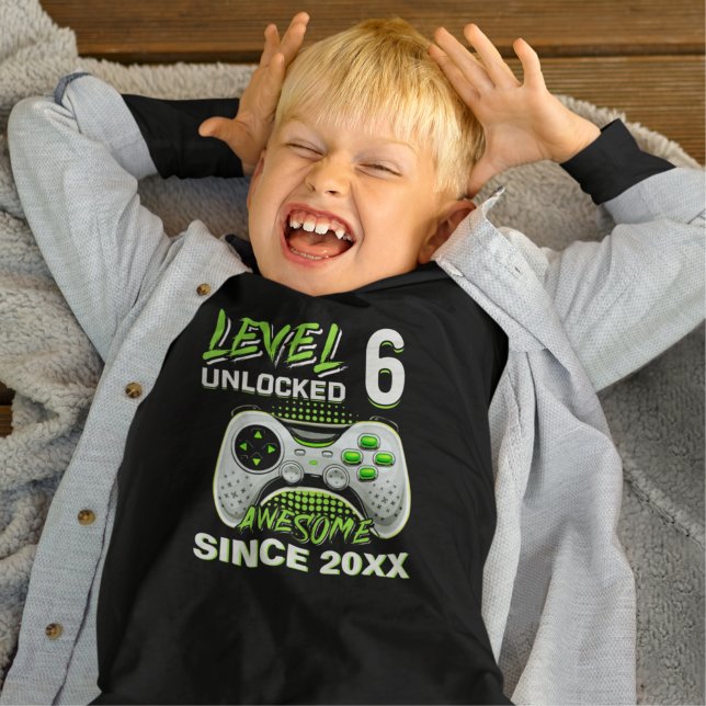 Level 6 Unlocked - Fun Birthday 6 Gamer  T-Shirt (Creator Uploaded)