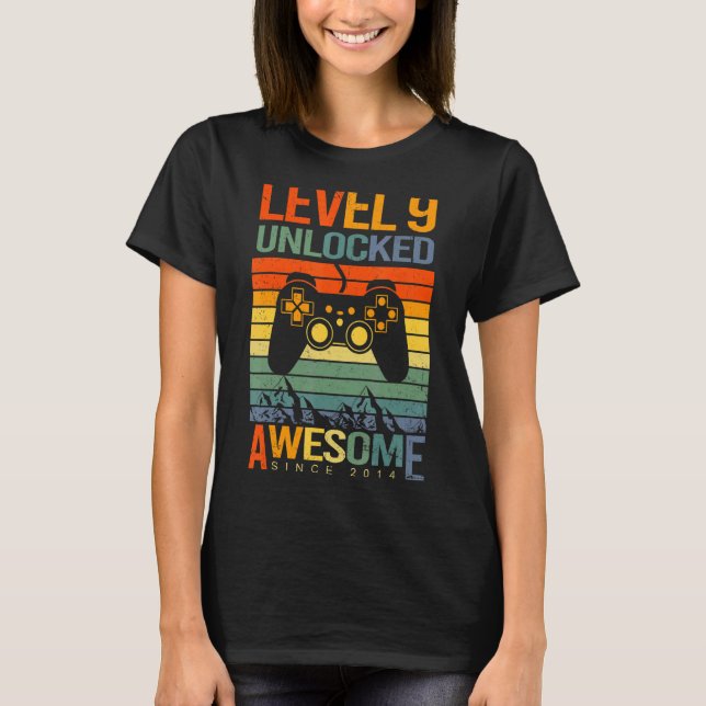 Level 9 Unlocked Awesome Since 2014 9th Birthday G T-Shirt (Front)