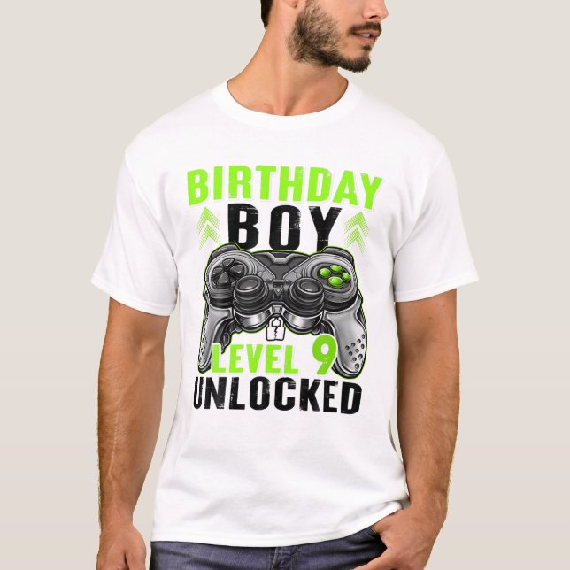 Level 9 Unlocked Birthday Boy 9 Year Old Boys Gami T-Shirt (Front)