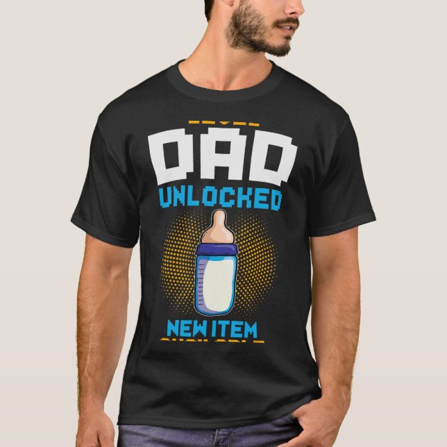 Level Dad Unlocked Pregnancy Announcement Gamer Fa T-Shirt (Front)