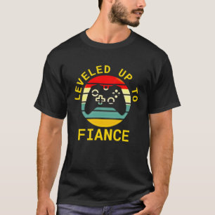Levelled Up To Fiance Cute Couple Newly Engaged T-Shirt