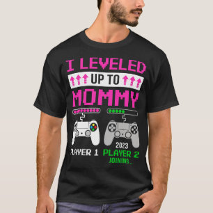 Levelled Up To Mummy 2023 Funny Soon To Be Mum 202 T-Shirt