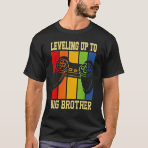 Levelling up to Big Brother 2022 gamer boys kids m T-Shirt