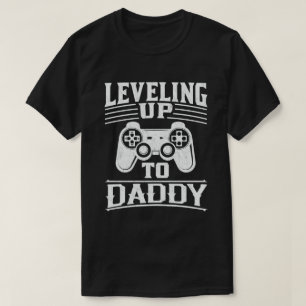 Levelling Up To Daddy Gamer Pregnancy Announcement T-Shirt