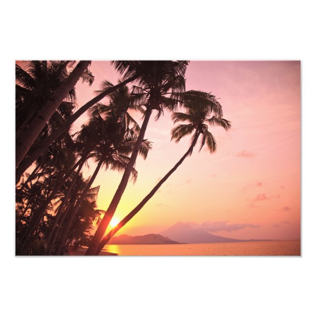 Lewolin Village, Illi Api Island, Selat Boleng Photo Print (Front)