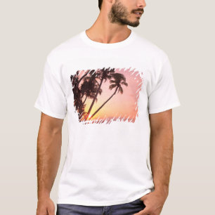 Lewolin Village, Illi Api Island, Selat Boleng T-Shirt