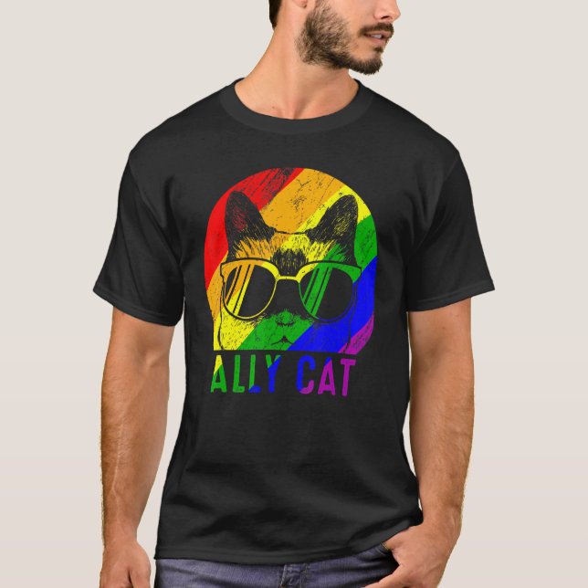 Lgbt Pride Ally Cat Rainbow  Flag Gay Lesbian Supp T-Shirt (Front)