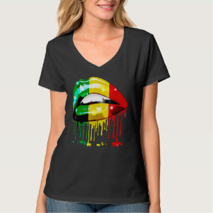 Lgbt Pride Month Rainbow Flag Lips Gay Bisexual Le T-Shirt