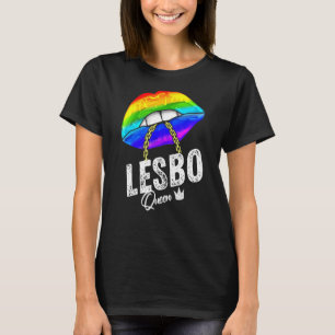 LGBTQ Lesbo Queen Strong Gay Women Men Lesbian Bi  T-Shirt