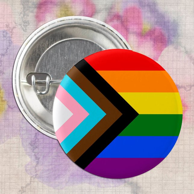 LGBTQ & Pride - Rainbow Progress Flag 3 Cm Round Badge (Creator Uploaded)