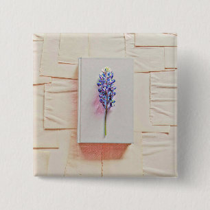 Librarian birthday gift 15 cm square badge