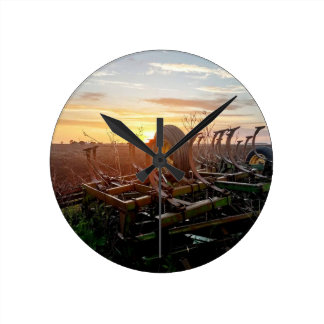 Life in the Heartland Clock