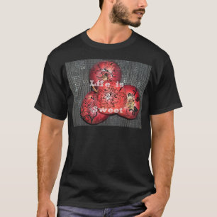 Life is Sweet Lovely red apples art design T-Shirt