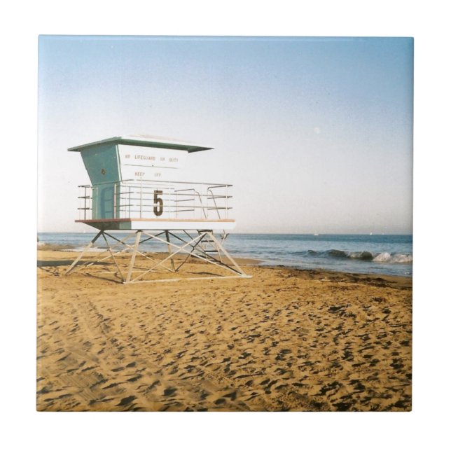 Lifeguard Tower in Santa Cruz Tile (Front)