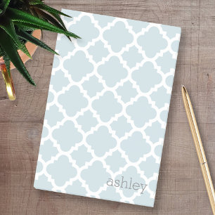 Light Blue Quatrefoil Pattern Personalised Name Post-it Notes
